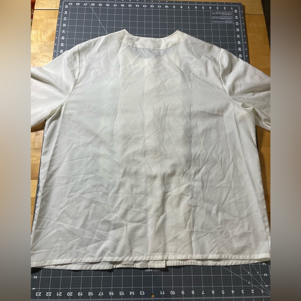 Off-white Ruffled Blouse - Picture 2 of 3